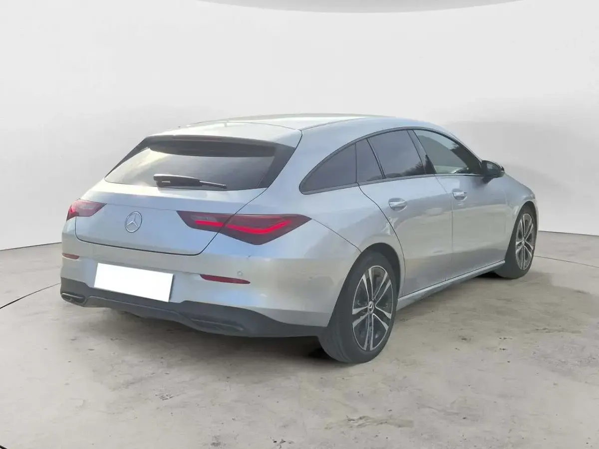 Usata Mercedes CLA200 Advanced 150 CV (110 kW) 2024 Argento Coupé