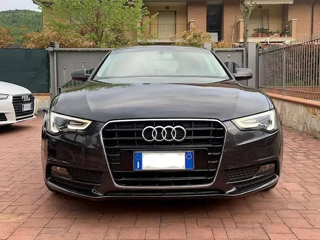 Usata Audi A5 Ambiente 150 CV (110 kW) 2014 Grigio Coupé