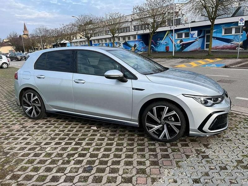 Usata VW Golf VIII R-line 150 CV (110 kW) 2023 Berlina
