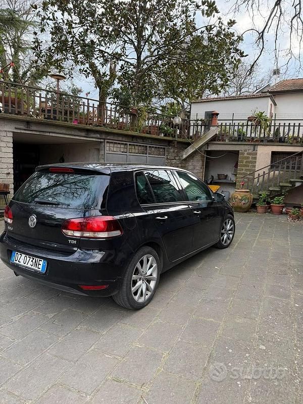 Usata VW Golf VI 105 CV (77 kW) 2010 Nero Utilitaria