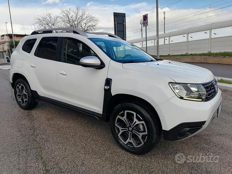 Usata Dacia Duster Prestige 116 CV (85 kW) 2020 Bianco SUV