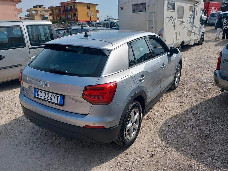 Usata Audi Q2 Business 116 CV (85 kW) 2020 Grigio SUV