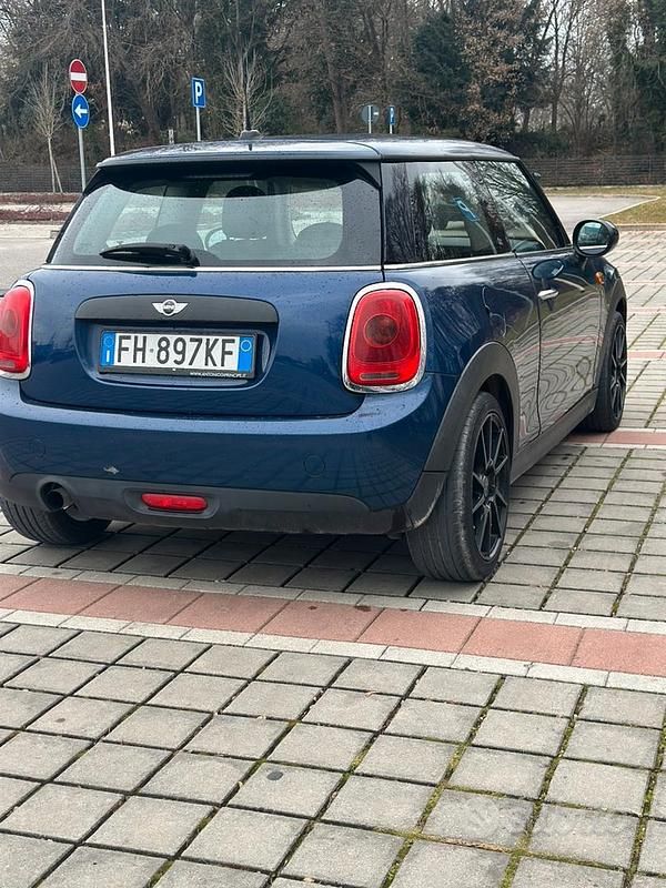 Usata Mini Cooper 95 CV (69 kW) 2014 Blu Utilitaria
