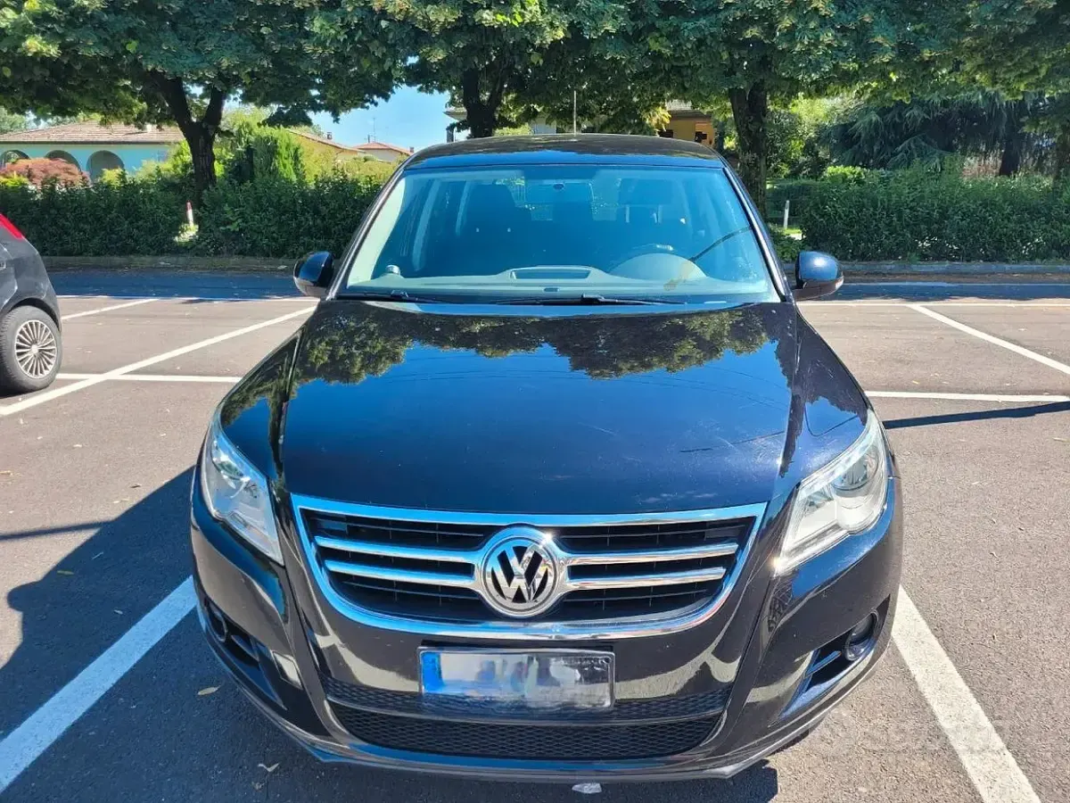 Usata VW Tiguan 140 CV (102 kW) 2010 Nero SUV
