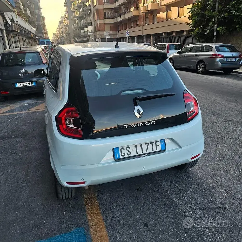 Usata Renault Twingo 65 CV (47 kW) 2024 Bianco Utilitaria