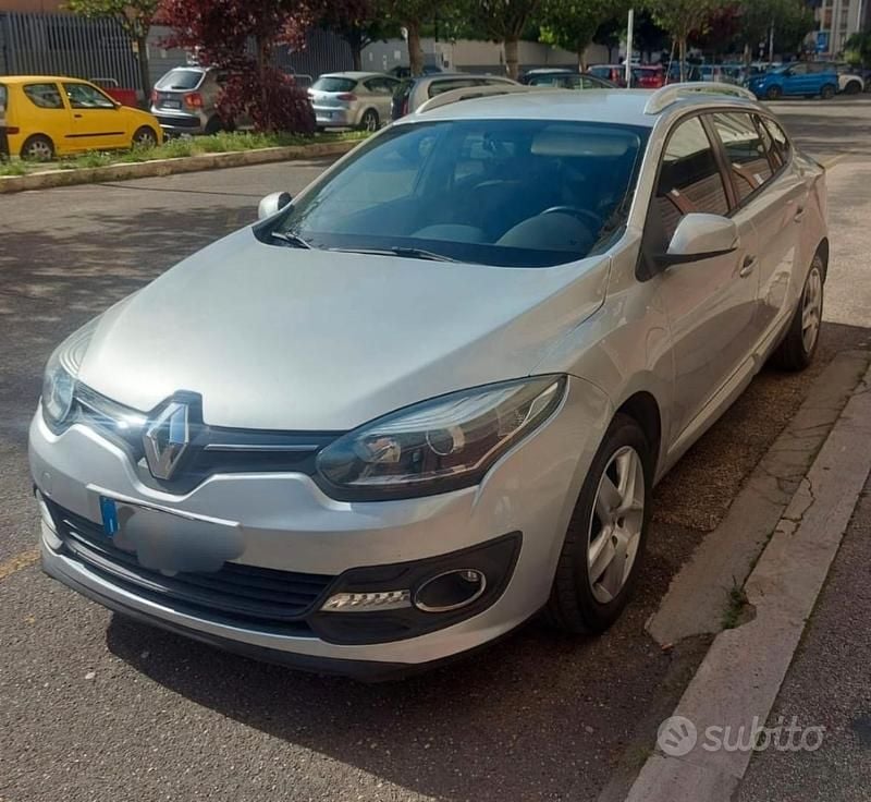 Usata Renault Mégane GrandTour 95 CV (69 kW) 2014 Grigio Station wagon