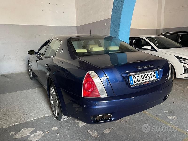 Usata Maserati 430 399 CV (293 kW) 2007 Blu Berlina
