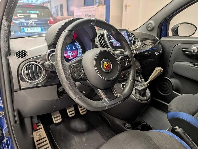 Usata Abarth 595 165 CV (121 kW) 2021 Blu Utilitaria