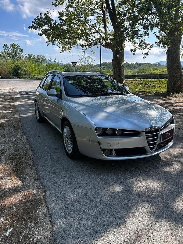 Usata Alfa Romeo 159 Distinctive 150 CV (110 kW) 2007 Grigio Station wagon