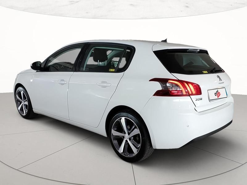 Usata Peugeot 308 Active 110 CV (80 kW) 2020 Bianco Berlina