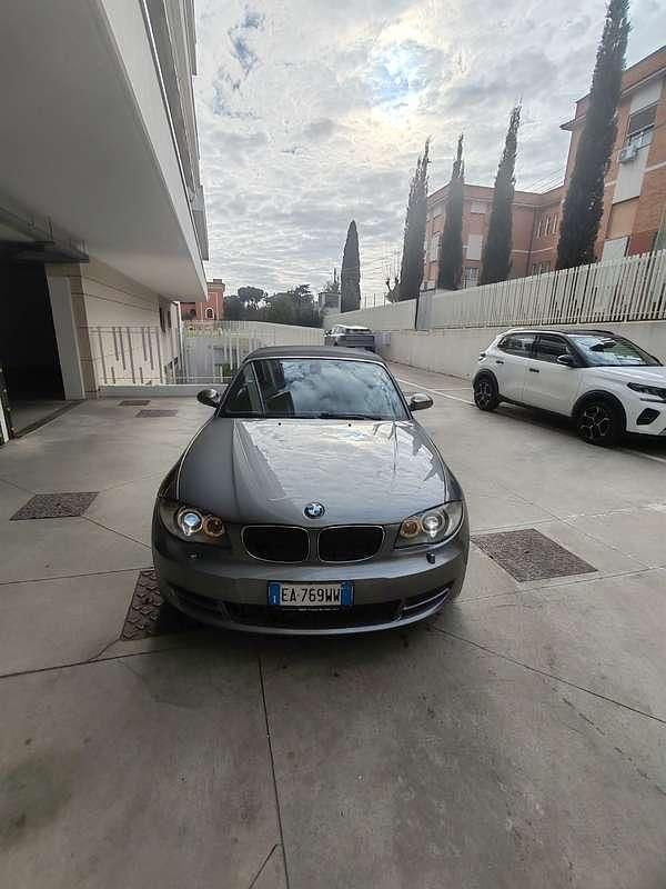 Usata BMW 118 Cabriolet 143 CV (105 kW) 2010 Grigio Cabrio