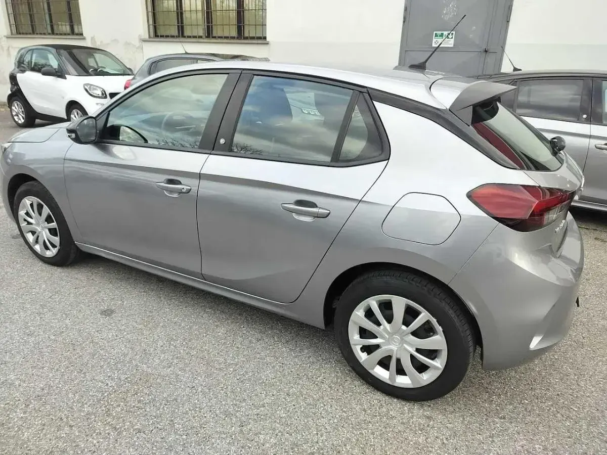 Usata Opel Corsa Edition 56 kW (77 CV) 2020 Argento Utilitaria