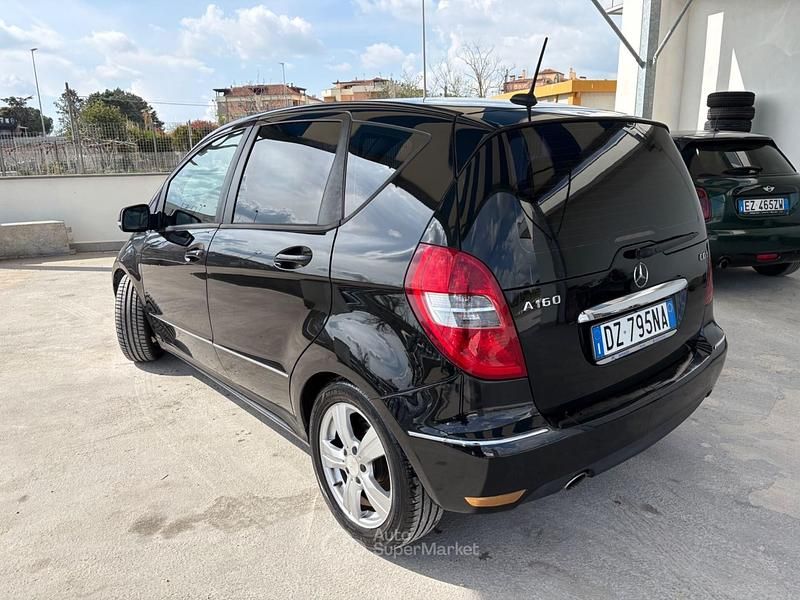 Usata Mercedes A160 Elegance 82 CV (60 kW) 2010 Nero Berlina
