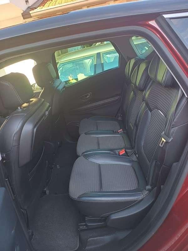 Usata Renault Scénic IV Bose Edition 131 CV (96 kW) 2017 Rosso Monovolume