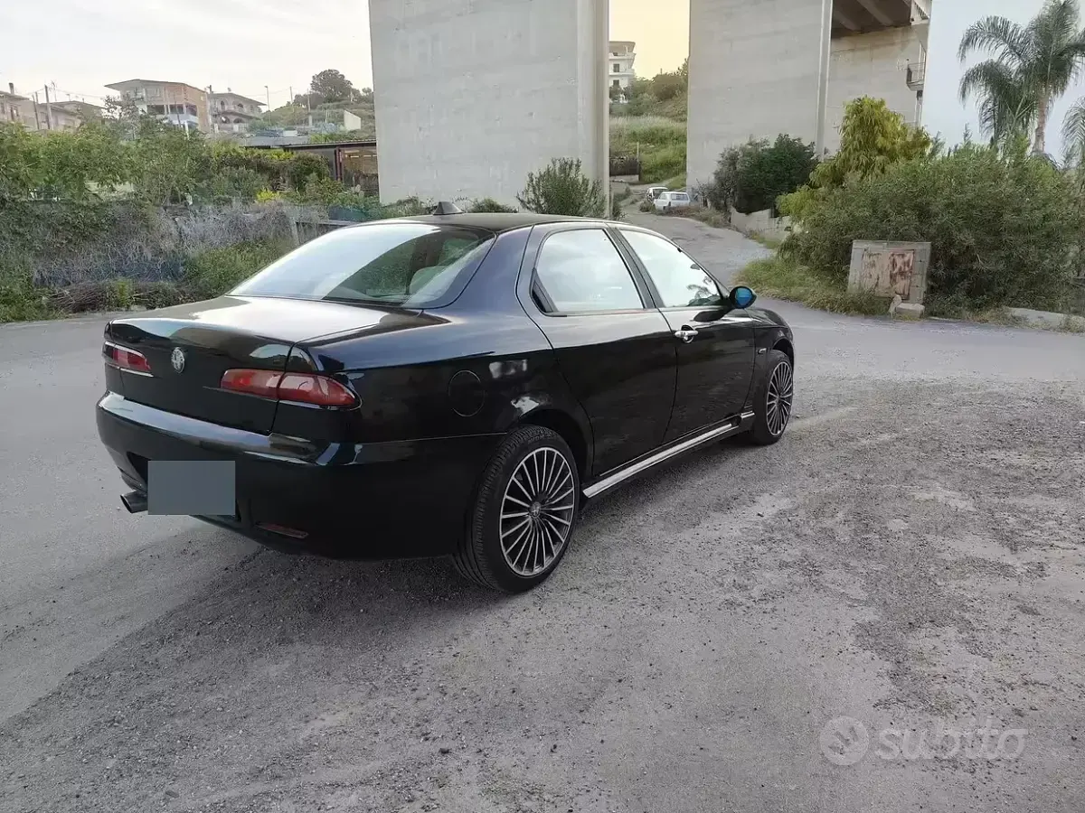Usata Alfa Romeo 156 116 CV (85 kW) 2004 Berlina