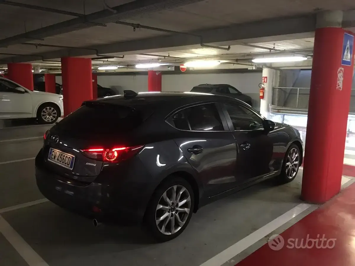 Usata Mazda 3 150 CV (110 kW) 2013 Grigio Berlina