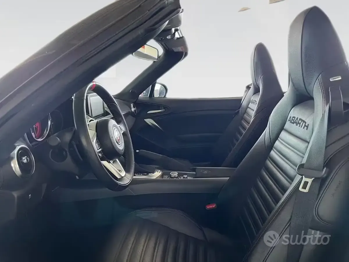 Usata Abarth 124 Spider 170 CV (125 kW) 2016 Nero Cabrio