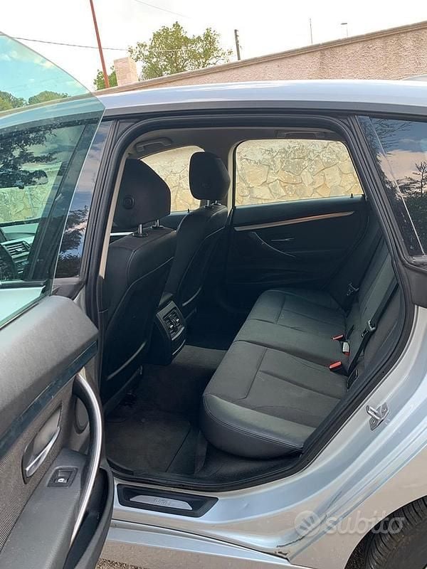 Usata BMW 318 Gran Turismo Efficient Dynamics 143 CV (105 kW) 2014 Grigio Berlina