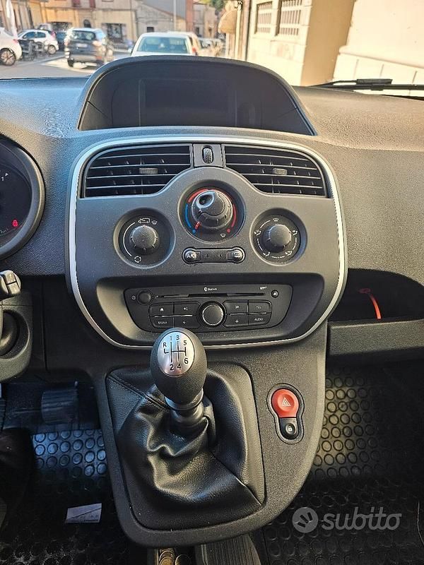 Usata Renault Kangoo 115 CV (84 kW) 2017 Bianco Berlina