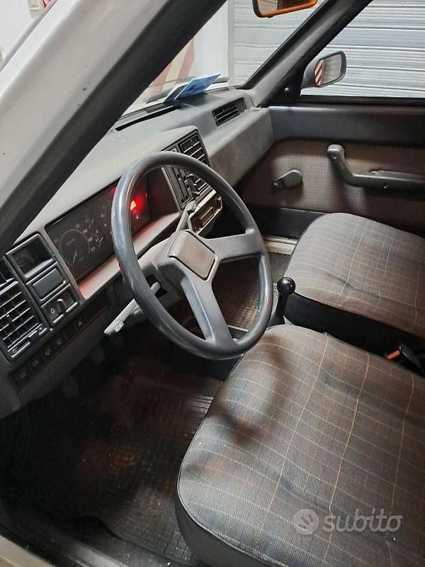 Usata Fiat Ritmo 130 CV (95 kW) 1983 Bianco Berlina
