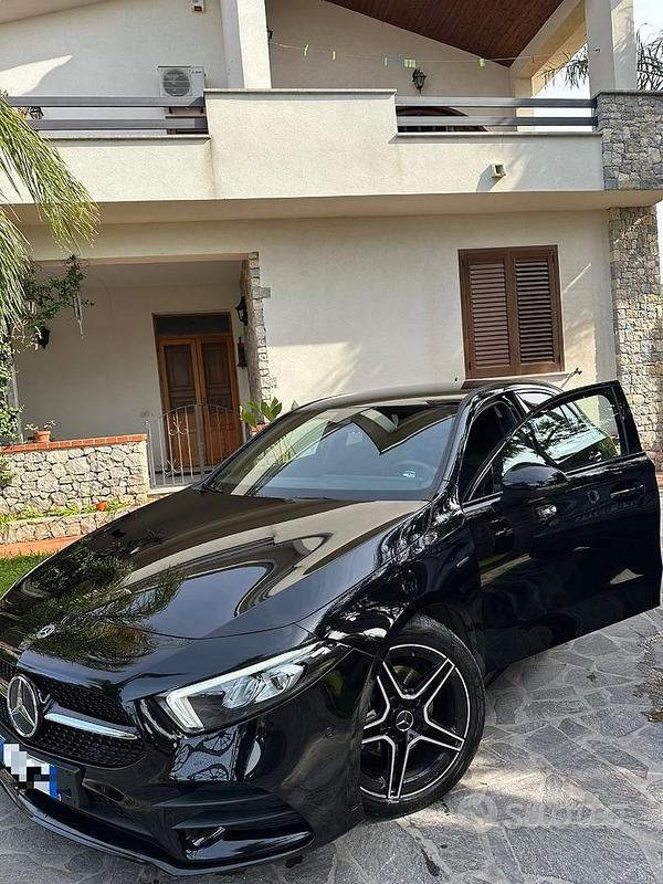 Usata Mercedes A180 Premium 2021 Nero Berlina
