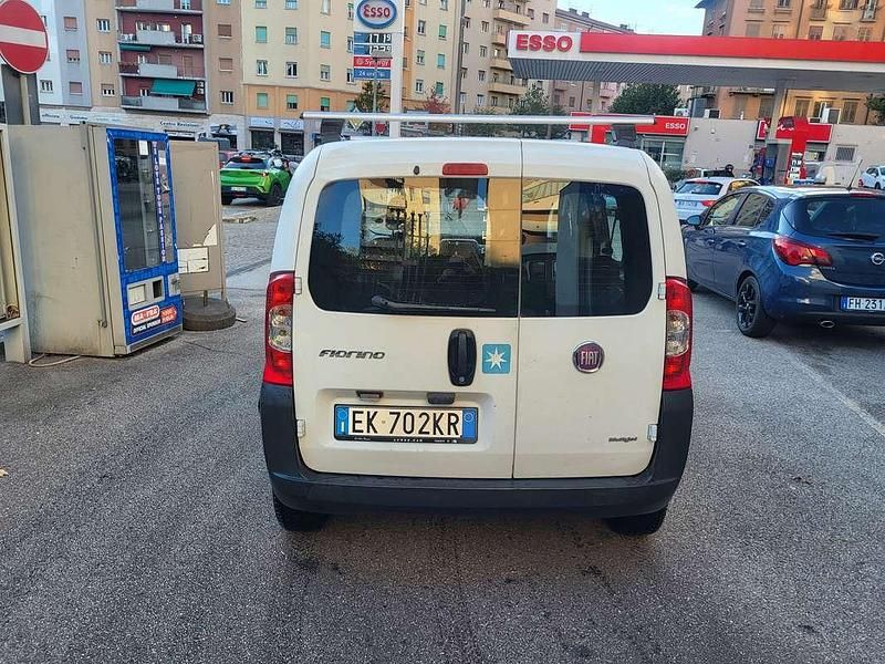 Usata Fiat Fiorino 75 CV (55 kW) 2011 Bianco Monovolume