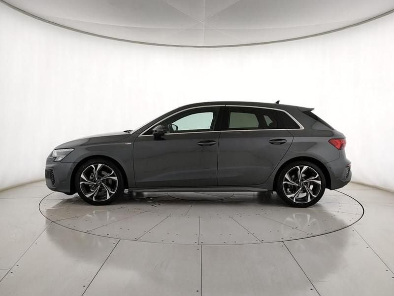 Usata Audi A3 Sportback e-tron S-Line 150 CV (110 kW) 2023 Grigio Utilitaria