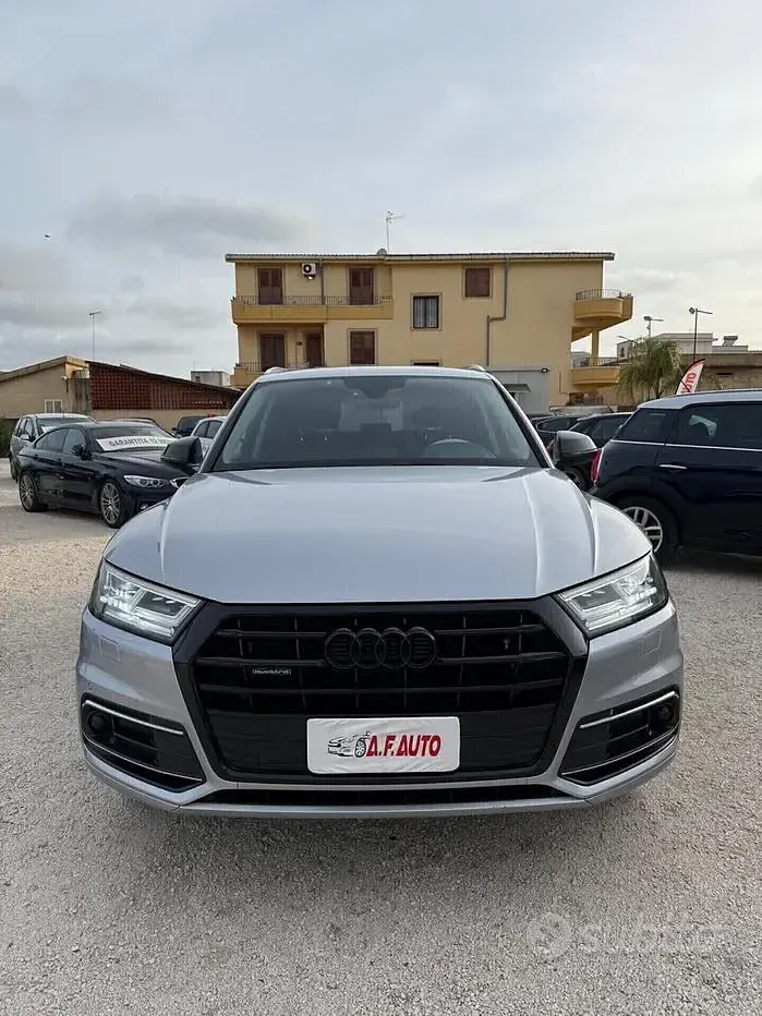 Usata Audi Q5 Design 190 CV (139 kW) 2019 Grigio SUV