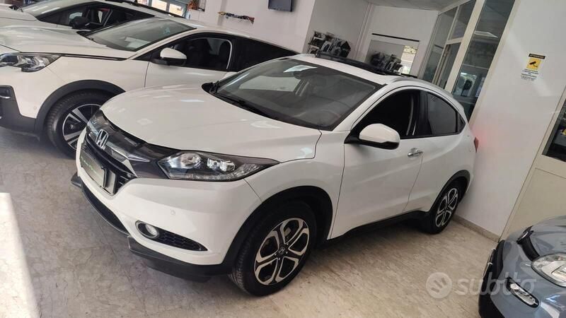 Bianco Usata 2016 Honda HR-V Executive SUV | 18.600 € - Immagine 1/4