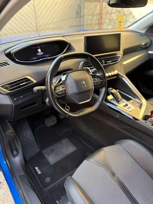 Usata Peugeot 3008 Allure 131 CV (96 kW) 2022 SUV