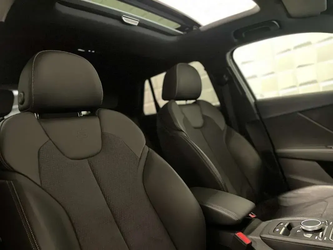 Usata Audi Q2 S-Line 150 CV (110 kW) 2020 Grigio SUV