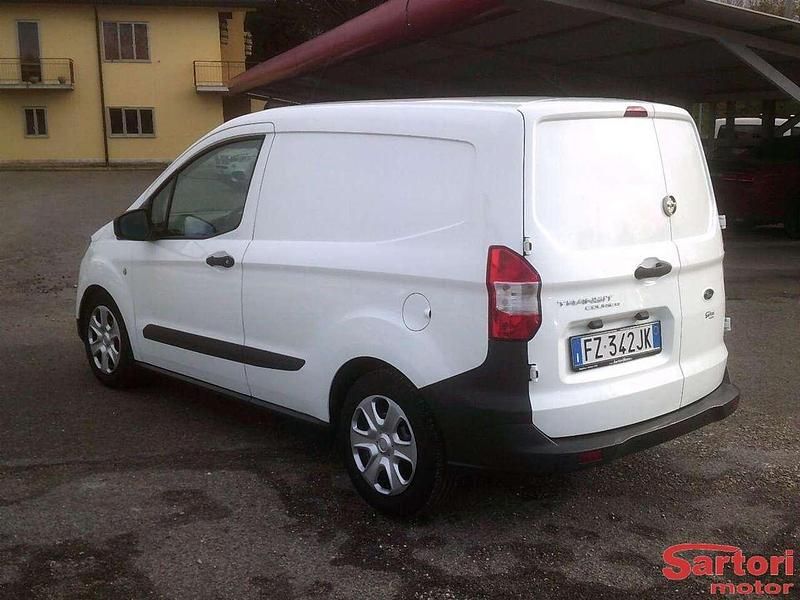 Usata Ford Courier 76 CV (55 kW) 2019 Bianco Monovolume
