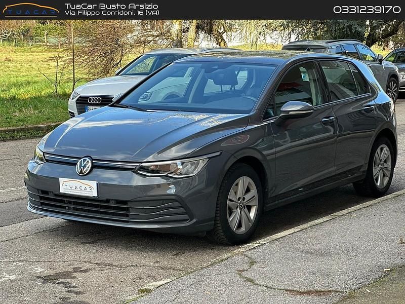 Usata VW Golf VIII Life 110 CV (80 kW) 2021 Grigio Berlina