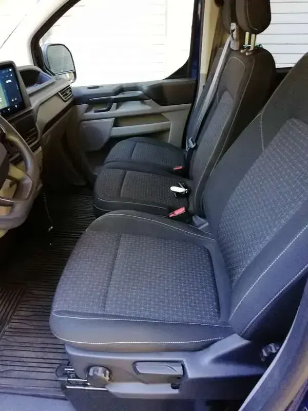 Usata Ford Transit Custom 170 CV (125 kW) 2025 Blu/azzurro Furgone