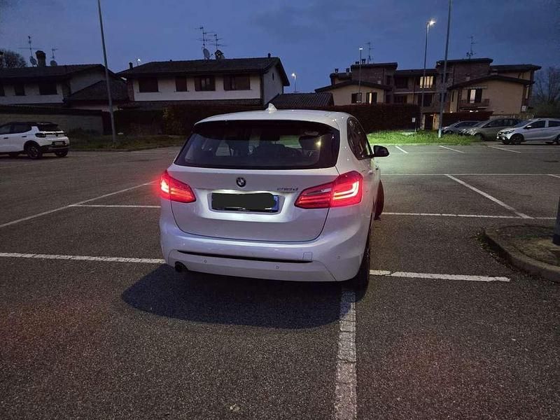 Usata BMW 216 Active Tourer Sport Line 116 CV (85 kW) 2017 Monovolume
