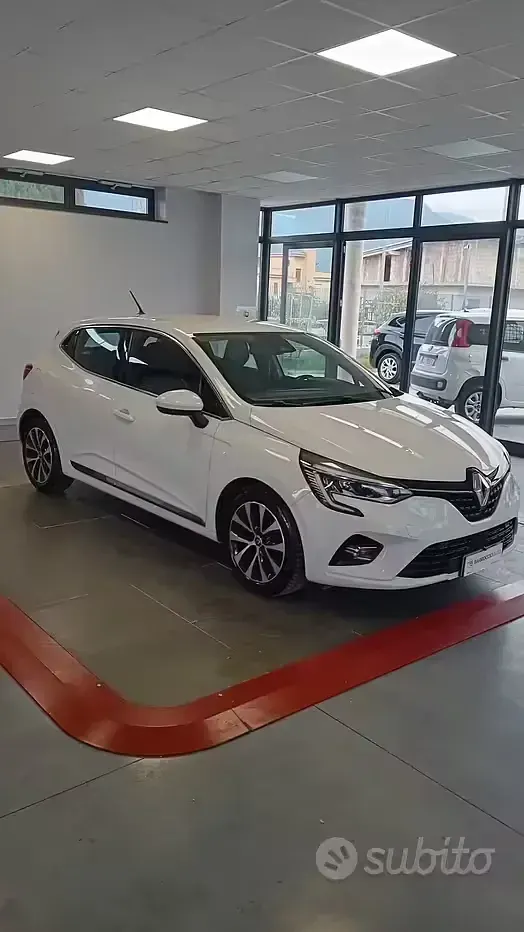 Usata Renault Clio V 100 CV (73 kW) 2021 Bianco Berlina