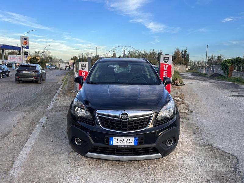 Usata Opel Mokka Cosmo 140 CV (102 kW) 2015 Nero SUV
