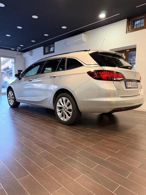 Usata Opel Astra Innovation 110 CV (80 kW) 2019 Argento Station wagon