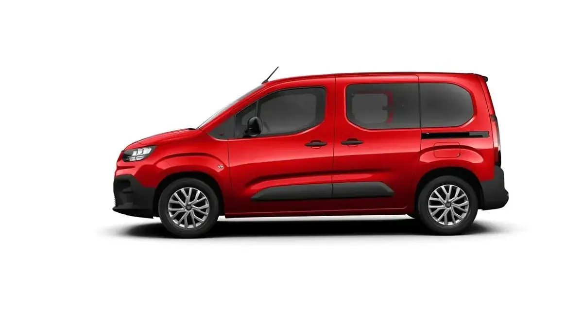 Nuova Fiat Qubo Pop 110 CV (80 kW) 2026 Rosso Monovolume