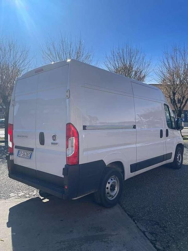 Usata Fiat Ducato 140 CV (102 kW) 2023 Bianco ducato Furgone
