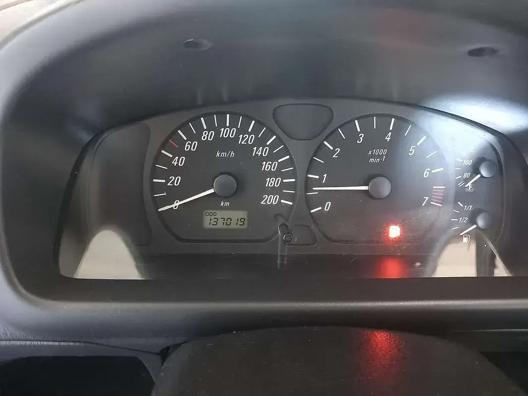 Usata Opel Agila 75 CV (55 kW) 2004 Monovolume