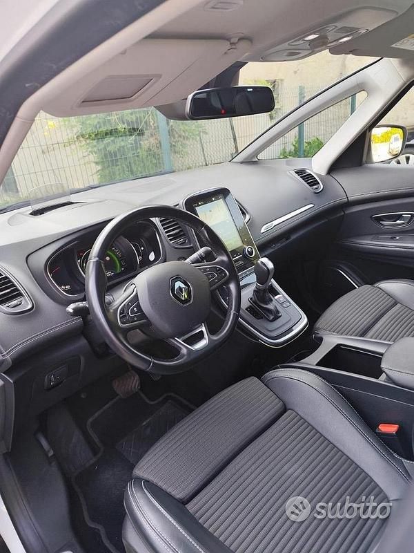 Usata Renault Grand Scénic IV 160 CV (117 kW) 2018 Bianco Monovolume