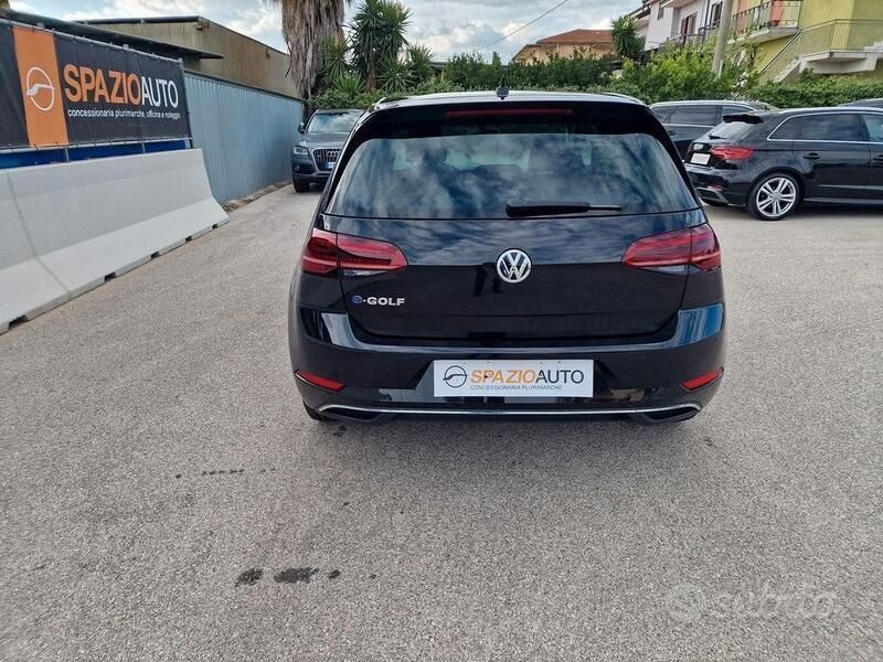 Usata VW e-Golf 100 kW (136 CV) 2019 Nero Utilitaria