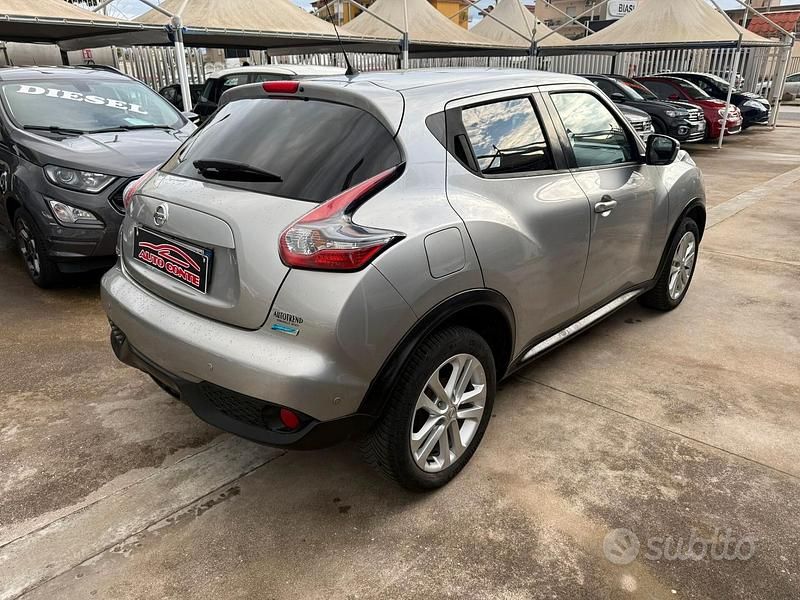 Usata Nissan Juke Acenta 110 CV (80 kW) 2017 Grigio SUV