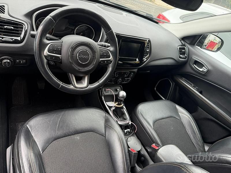 Usata Jeep Compass Limited 120 CV (88 kW) 2017 Nero SUV