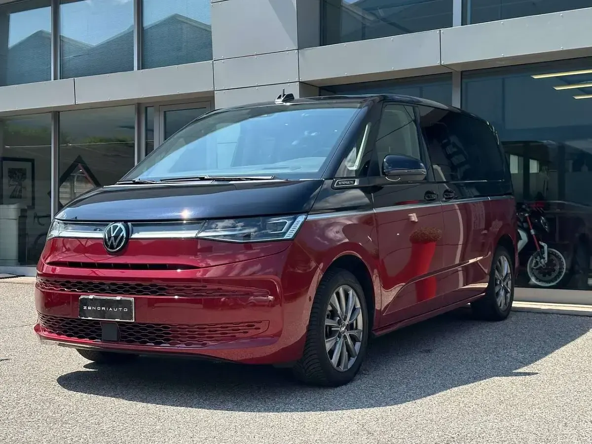 Usata VW Multivan Energetic 150 CV (110 kW) 2022 Rosso Monovolume