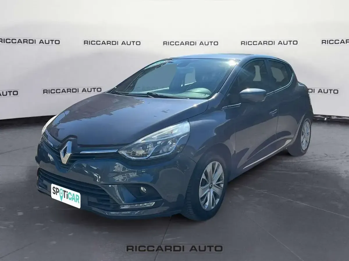 Usata Renault Clio IV Zen 73 CV (53 kW) 2017 Berlina