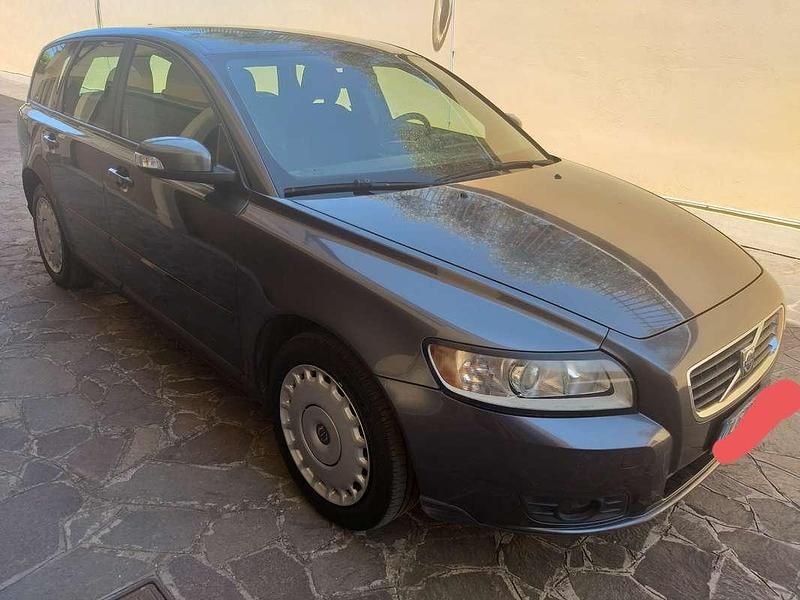 Usata Volvo V50 Momentum 136 CV (100 kW) 2007 Station wagon
