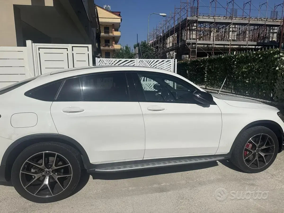 Usata Mercedes GLC400d Business 330 CV (242 kW) 2020 Bianco SUV