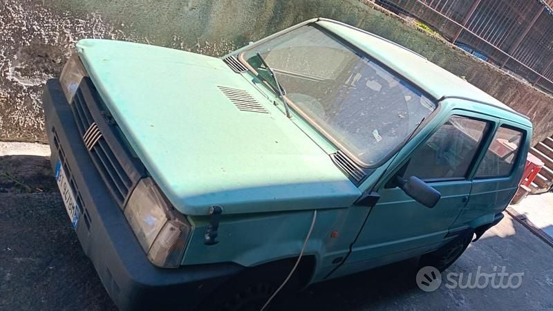 Verde Usata 2002 Fiat Panda Tre volumi | 2000 € - Immagine 1/2